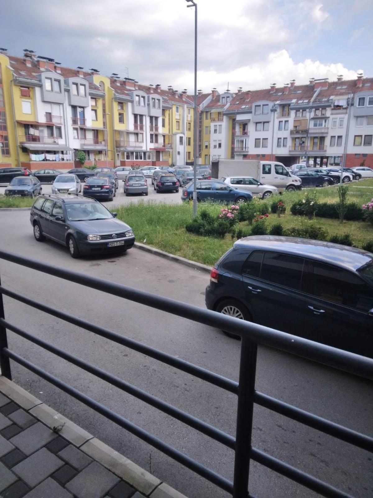Studio Apartman Promenada Szarajevó Kültér fotó